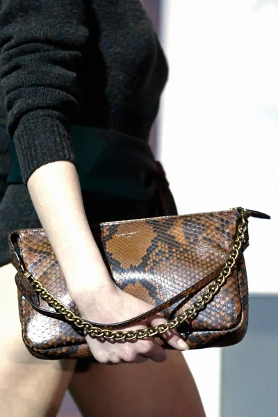 Look 24
